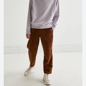 Urban Outfitters Brown Floral Embroidered Cotton Corduroy Straight Pants Small‎